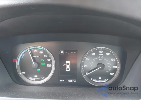 2017 Hyundai Sonata Hybrid Se z USA, uszkodzony, nr VIN KMHE24L35HA065358